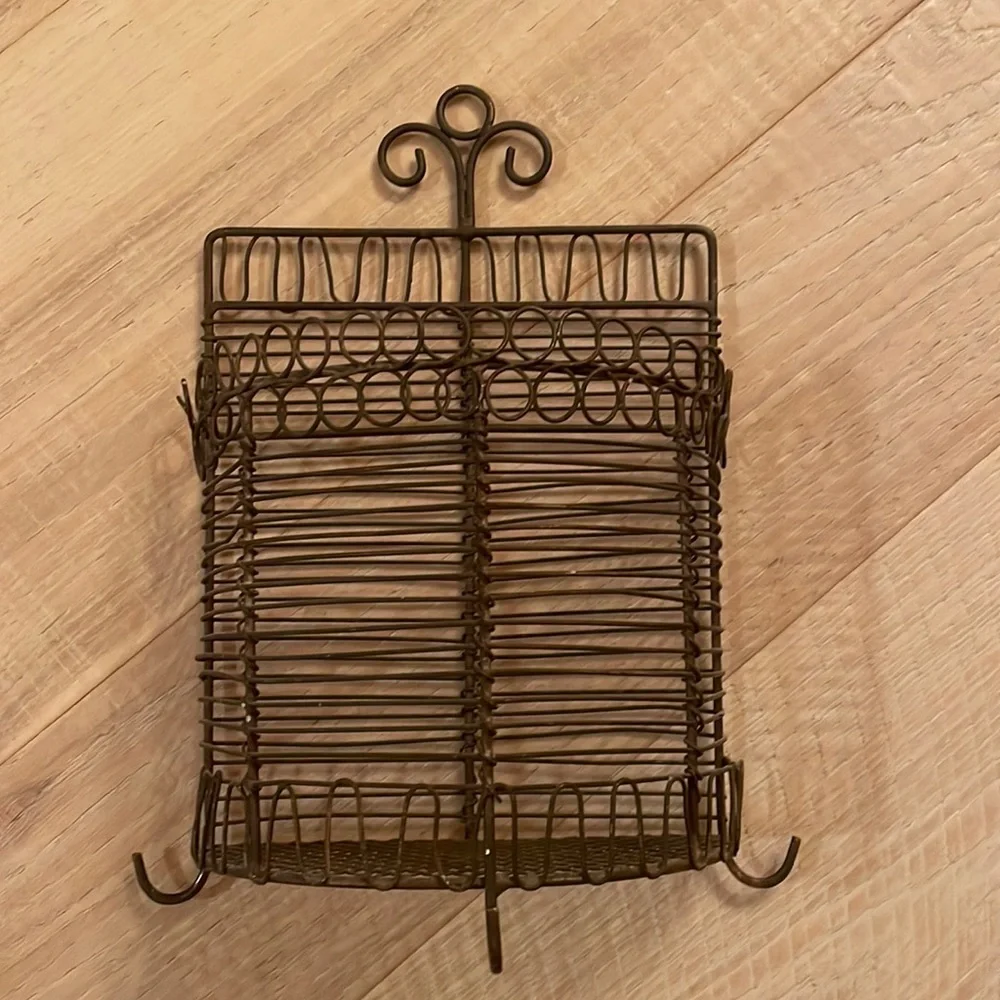 Rustic Carry All. - Picture 7 of 14